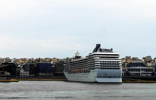 Crucero grande — Foto de Stock