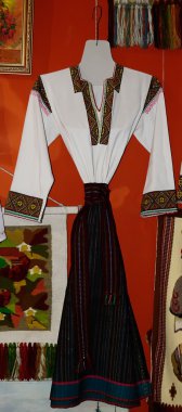 Ukraynalı etno kostüm