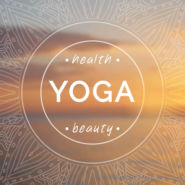 Yoga illüstrasyon vektör. gün batımı bir arka plan üzerinde yoga stüdyosu adı. — Stok Vektör
