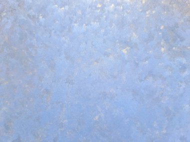 Soğuk bir geceden sonra donmuş cam.