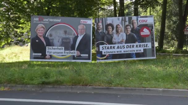 Düsseldorf Německo Září 2021 Reklamní Plakáty Transparenty Pro Německé Federální — Stock video