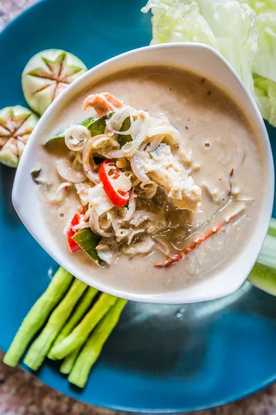 Salted crab in Coconut Milk served with Fresh Vegetables,Lon Phu — Stock Photo, Image