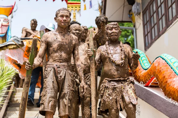 LOEI, THAILAND-JUNE 28: Ghost Festival "Phi Ta Khon". Маска p — стоковое фото