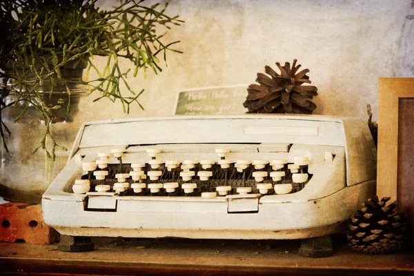 Old typewriter on sepia filter — Stock Photo, Image