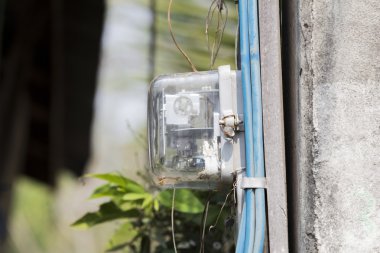 Alçak gerilim elektrik metre