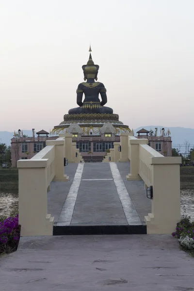 Indietro di immagine grande di Budda in Thailandia — Foto Stock