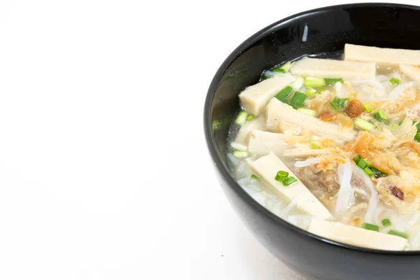 Bowl of Vietnamese pho bo,noodle soup served with onions and cil — Stock Photo, Image