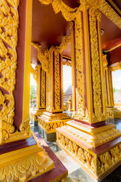 Architectuur van de elegantie van de Thaise tempel — Stockfoto