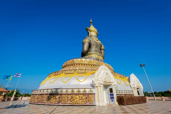 Statua di Buddha mahatammaracha a Phetchabun Thailandia . — Foto Stock