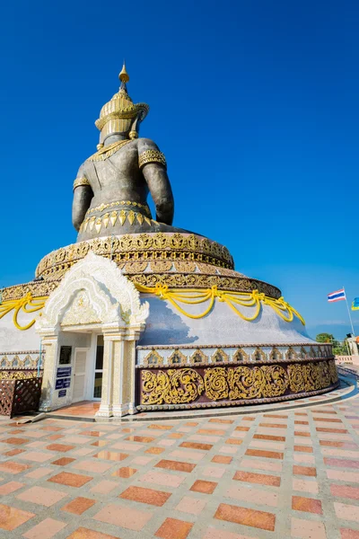 Statua di Buddha mahatammaracha a Phetchabun Thailandia . — Foto Stock