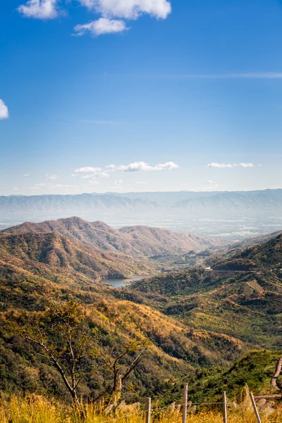 秋季彩林山 — 图库照片