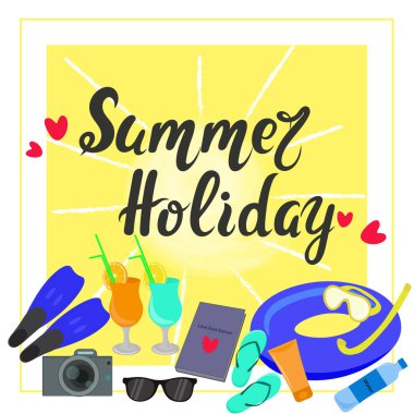 Yaz tatili afişi, vektör. Yaz tatili güneş kremi, kamera, şişme yüzük ve dalış maskesinin özellikleri. Güneş ve harfler. Yaz tatili kartpostalı. El çizimi.