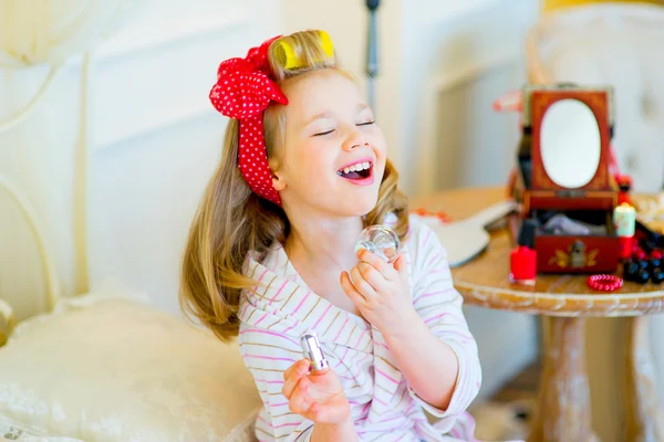 La niña en pin up estilo —  Fotos de Stock