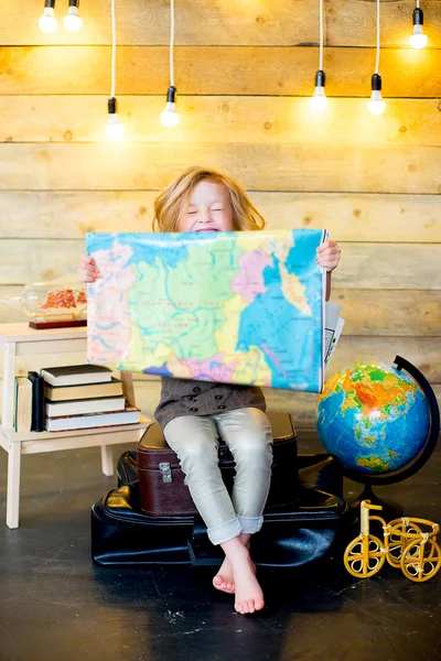 Little girl traveler — Stock Photo, Image