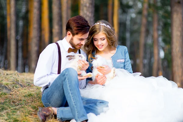 Mariage à la campagne dans les bois — Photo