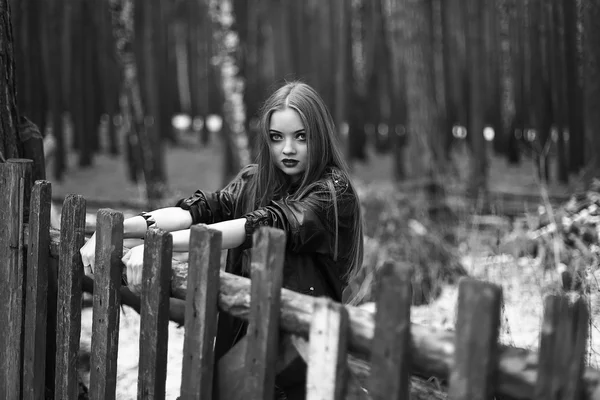 The girl in a leather jacket — Stock Photo, Image