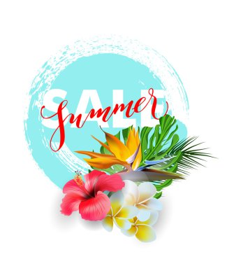 Yaz indirimi konsepti. Tropikal çiçeklerle yaz arkaplanı. Şablon Vektörü.