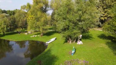 Evlilik başvuruları için romantik dekor unsurları. Romantik açık hava yemeği..