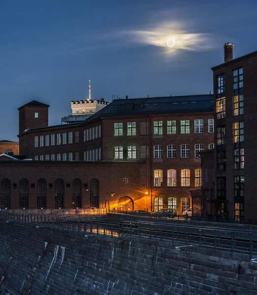 Cidade noturna de Tampere, Finlândia . — Fotografia de Stock