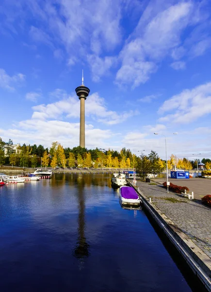 De daling van de "nyasineula" van de toren. Tampere, finland. — Stockfoto
