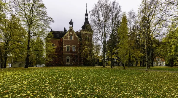 Gouden herfst. Tampere, Finland. — Stockfoto