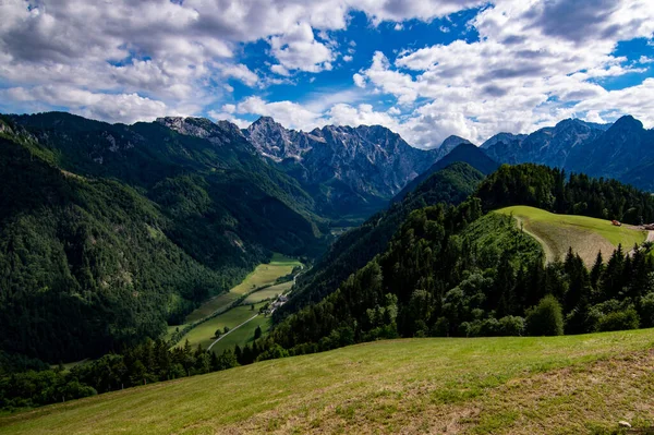 Solcava 'dan Logarska Dolina, Slovenya' ya Görünüm