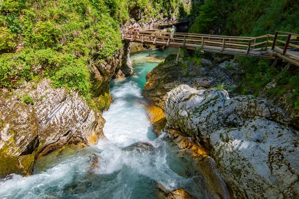 Blejski Vadisi - Blejski Vintgar Güzel güneşli bir günde, Slovenya