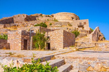 Spinalonga yuvarlak kule kale. 