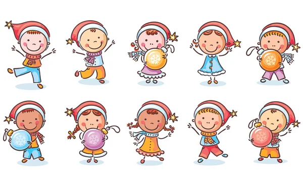 Conjunto de niños de dibujos animados felices en sombreros de Santa y con adornos de Navidad — Vector de stock