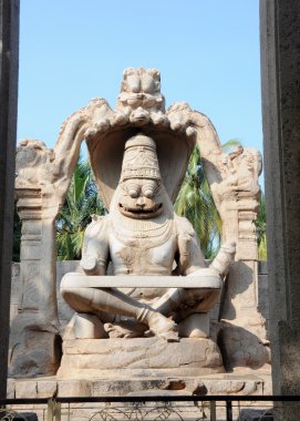 Lakshmi-narasimha heykel hampi, Hindistan