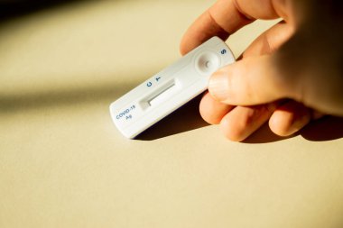 SARS-CoV-2 Hızlı Antikor Testi