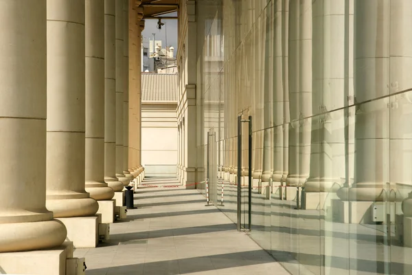 İki colonnades