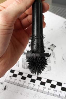 Polis delil bırakmamak