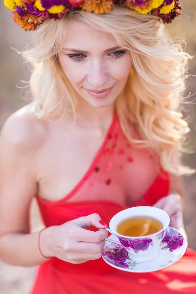 Portrait of a girl in a wreath — Stock Photo, Image