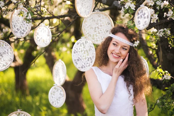 Beautiful girl spring — Stock Photo, Image