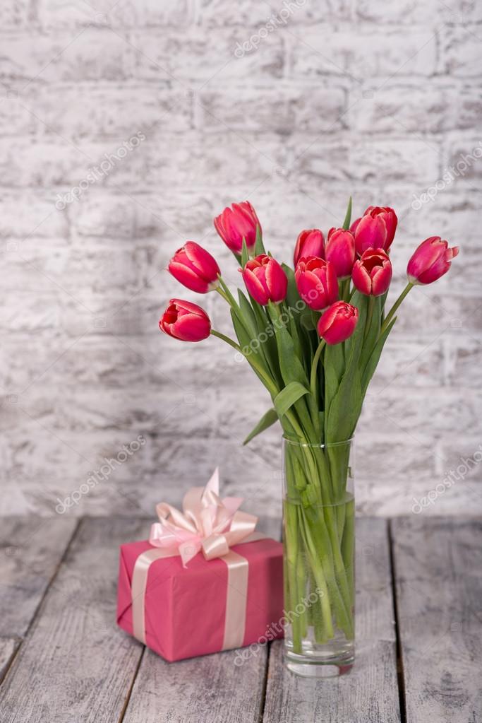 Flowers, gift, tulips, background Stock Photo by ©lastudio87 97649222