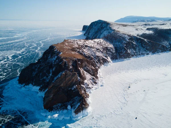 Fågelperspektiv Den Norra Spetsen Olkhon Cape Khoboy Res Vintern Sjön — Stockfoto