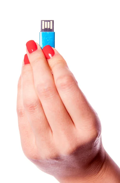 Kadın el holding usb flash