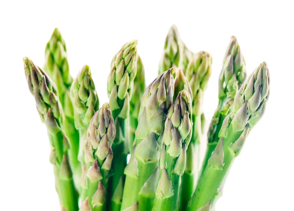 Mazzo di asparagi isolati su bianco — Foto Stock