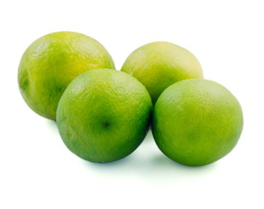 Beyazın üzerinde yalıtılmış turunçgil meyveleri