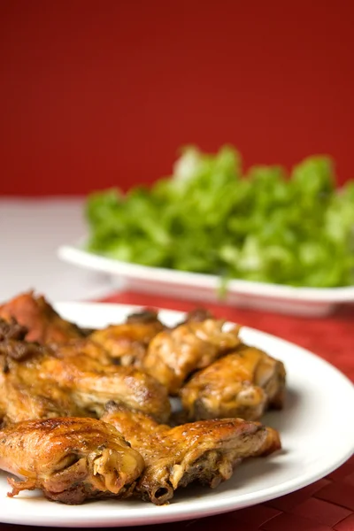 Roast chicken with salad — Stock Photo, Image