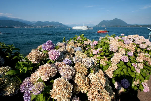 Stresa op het Lago Maggiore in Italië — Stockfoto