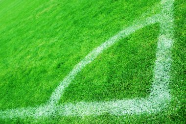 futbol sahası köşesine