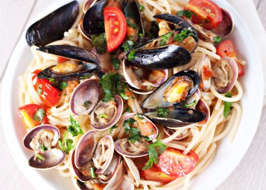 Lezzetli deniz ürünleri spagetti
