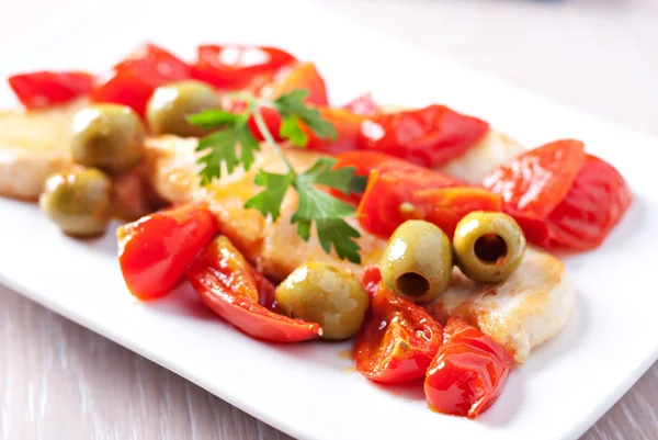 Filé de alabote com tomate — Fotografia de Stock