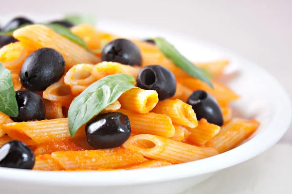 Pasta met tomatensaus — Stockfoto