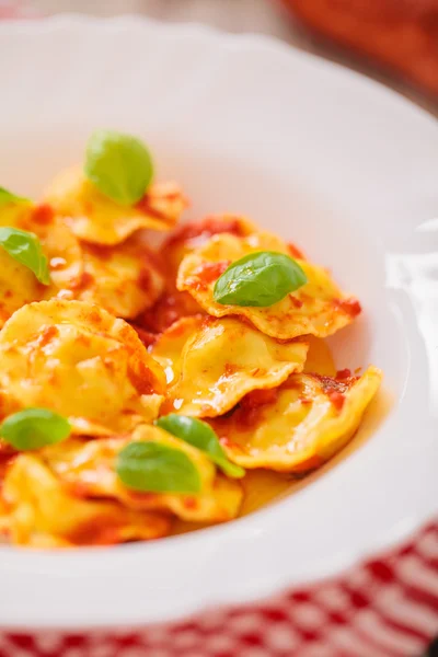 Ravioli with tomato sauce — Stock Photo, Image