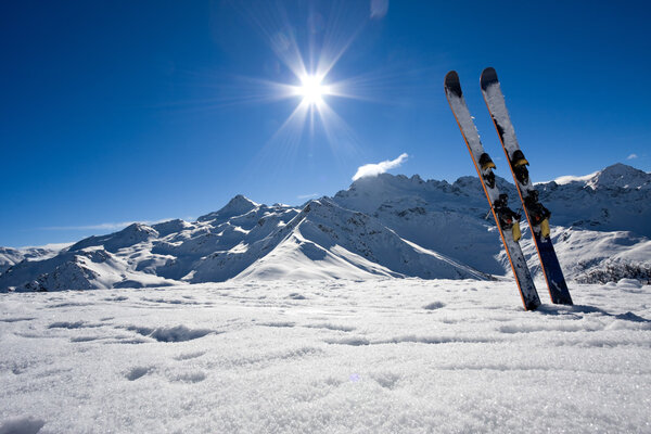 Лыжи на итальянских Альпах

