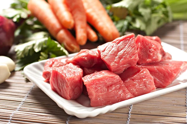 Ingredienti crudi per carne bovina tradizionale — Foto Stock