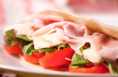 Geleneksel İtalyan piadina